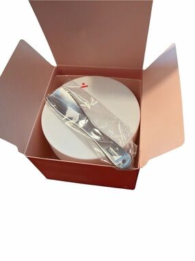 ISLA Snow Scrub Face Exfoliator 1.76 oz w/Spatula Lux Skincare Switzerland NIB